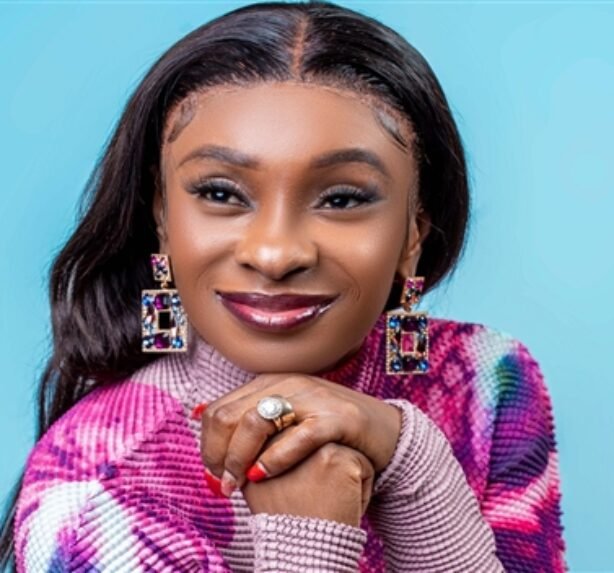 Totomboli Kombo Nayo Chords by Prisca Mpoyi
